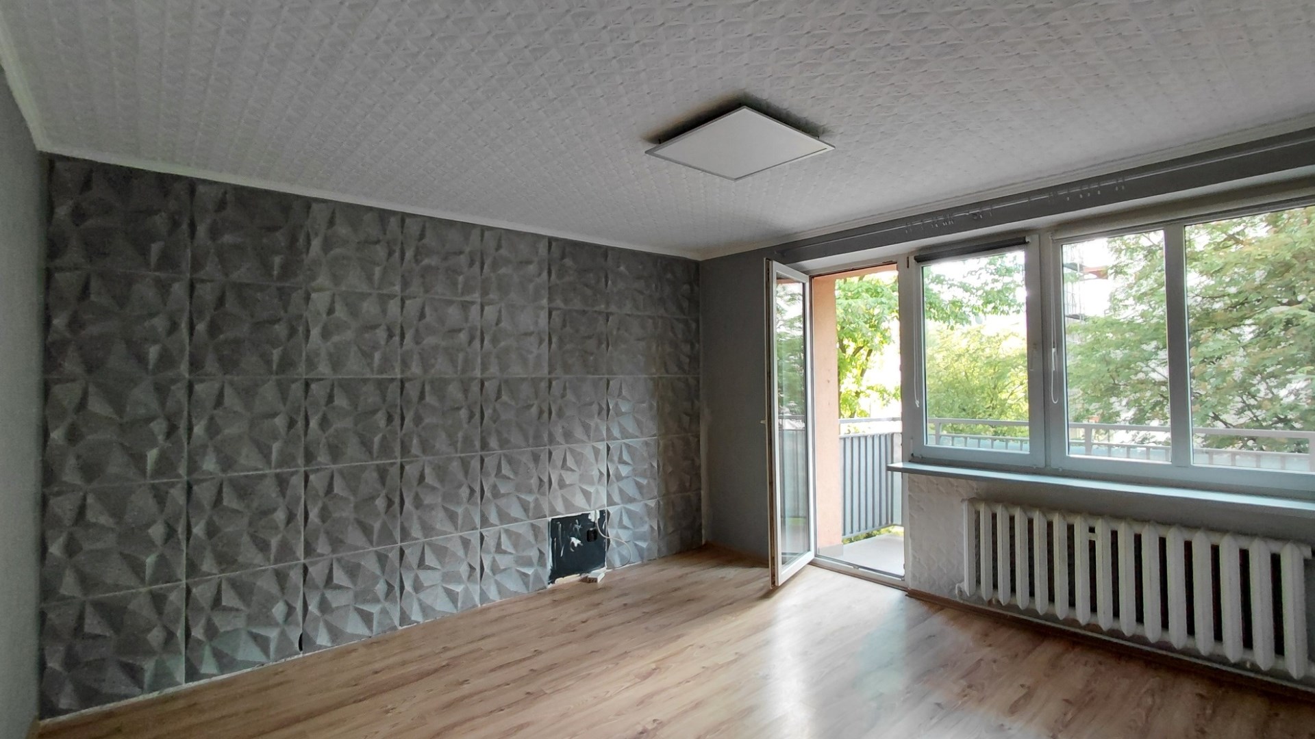 1-piętro,3-pokoje,balkon,ul. Sasanek
