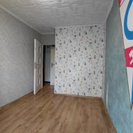 1-piętro,3-pokoje,balkon,ul. Sasanek