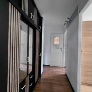 1-piętro,3-pokoje,balkon,ul. Sasanek