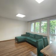 2-pokoje,balkon, po remoncie