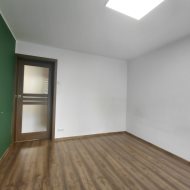 2-pokoje,balkon, po remoncie
