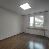 2-pokoje,balkon, po remoncie