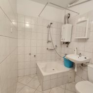 Kawalerka z dużym balkonem,1-piętro