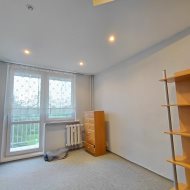 4- balkony,3 -pokoje