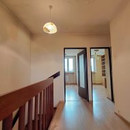 4-pokoje,2-poziomy,balkon