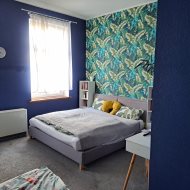 Duże mieszkanie z kominkiem i miejskim ogrzewaniem