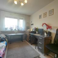 2-pokoje balkon,do zamieszkania