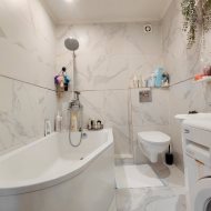 Kawalerka z przynależnym ogródkiem