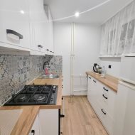 3-pokoje,balkon,okolice Urzędu Miasta