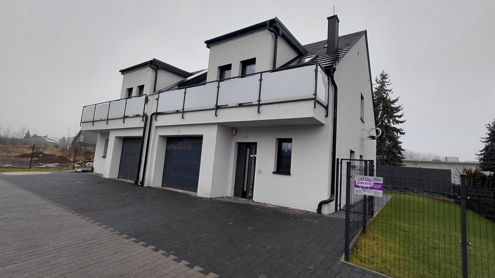 Gotowy dom z klimatyzacją, rekuperacją i ogrodem 