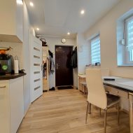 Kawalerka z przynależnym ogródkiem