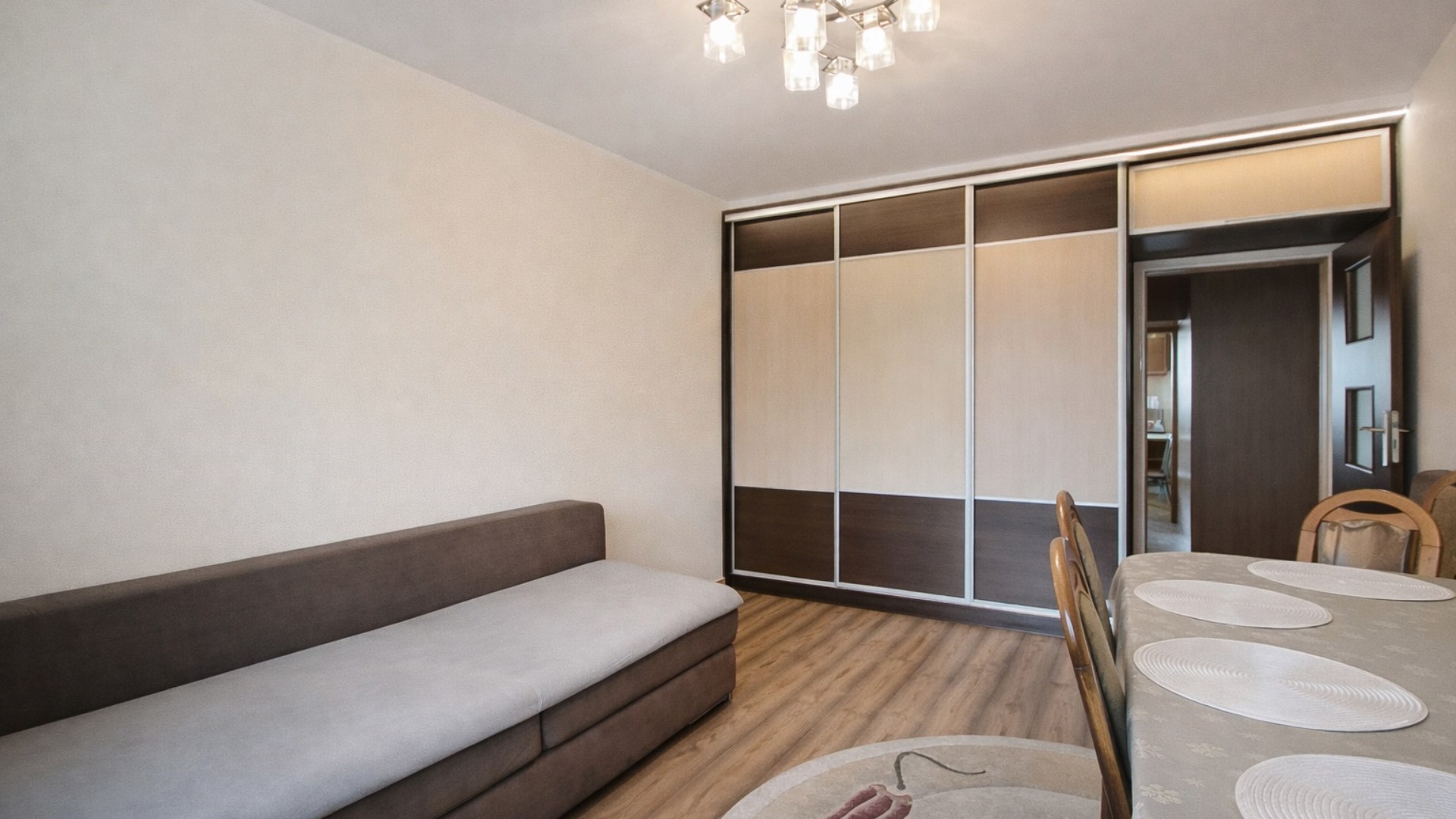 2-pokoje balkon,do zamieszkania