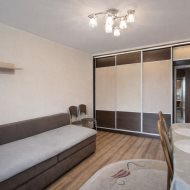 2-pokoje balkon,do zamieszkania