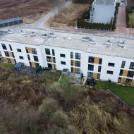 Mieszkanie z 2 ogródkami i miejscem parkingowym