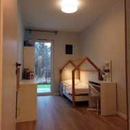 Mieszkanie z 2 ogródkami i miejscem parkingowym