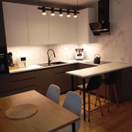 Mieszkanie z 2 ogródkami i miejscem parkingowym