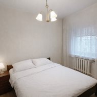 4-pokoje,balkon, oś. Paderewskiego