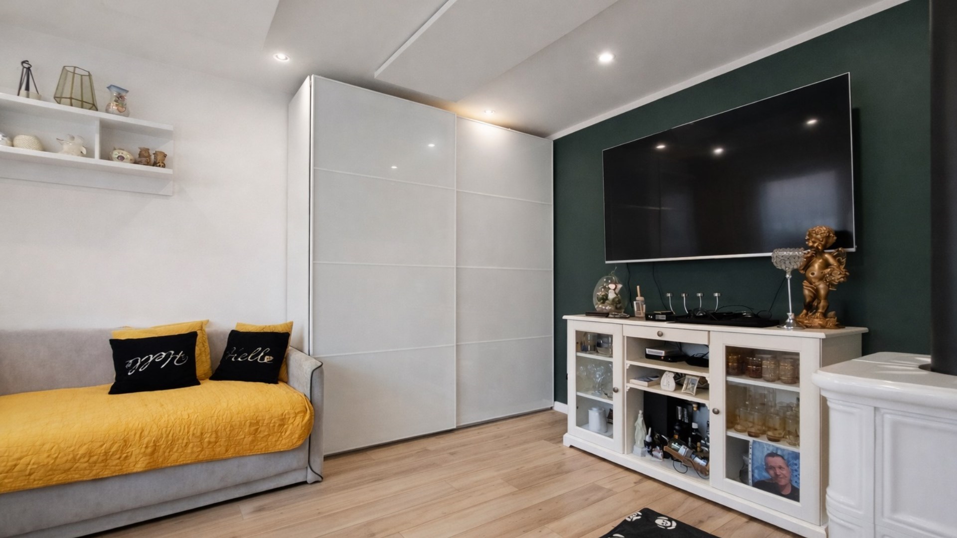 Kawalerka z przynależnym ogródkiem