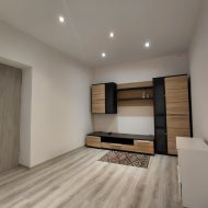 1-pokuj, duża kuchnia,po remoncie