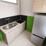 1-piętro, 1 pokój z dużą kuchnią