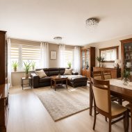2-wyjścia na balkon, po remoncie, ul Żółkiewskiego