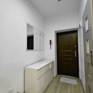 1-pokój, duża kuchnia,po remoncie