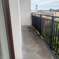 Luksusowy apartament bezczynszowy z balkonem 