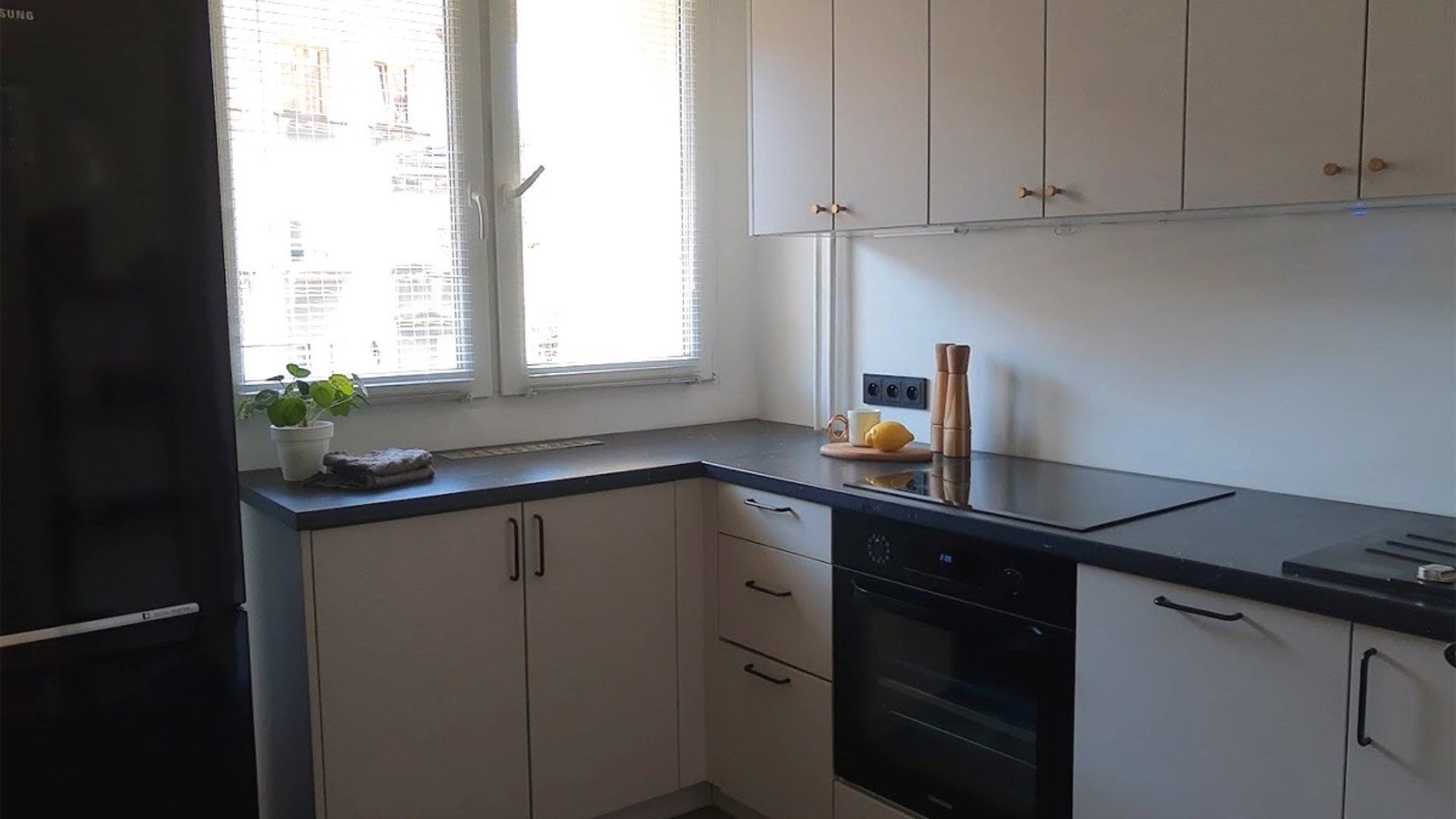 42m | 2 pokoje |C.O miejskie|2p/4|2 balkony