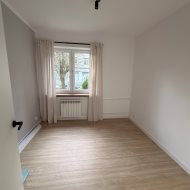 TRYNEK|3 pokoje| wykończone| parter|C.O miejskie