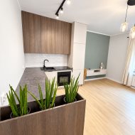 TRYNEK|3 pokoje| wykończone| parter|C.O miejskie