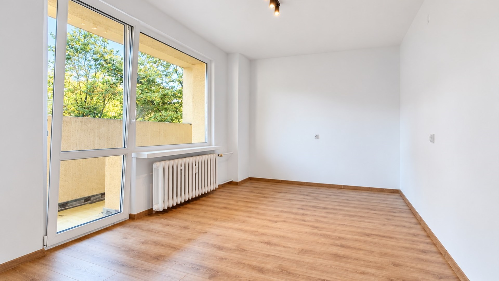 3 pokoje | osobna kuchnia | balkon | 2 piętro
