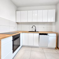 3 pokoje | osobna kuchnia | balkon | 2 piętro