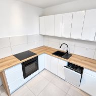 3 pokoje | osobna kuchnia | balkon | 2 piętro