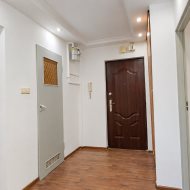 3 niezależne pokoje, balkon, 2. piętro, winda